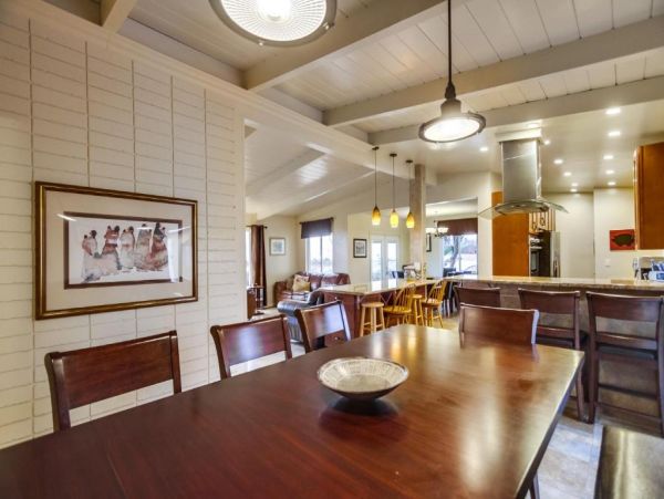 Sunset Cliffs Ocean Front Five Bedroom Vacation Home