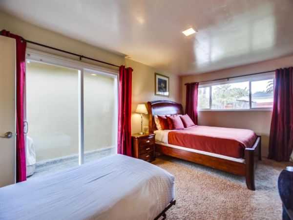 Sunset Cliffs Ocean Front Five Bedroom Vacation Home