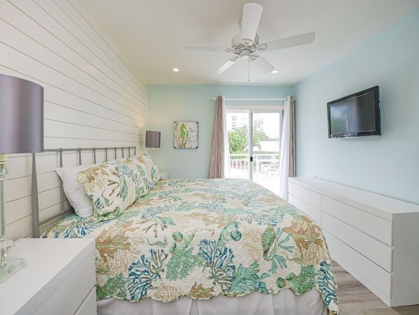 Siesta Key Vacation Townhouse Half Block Beach