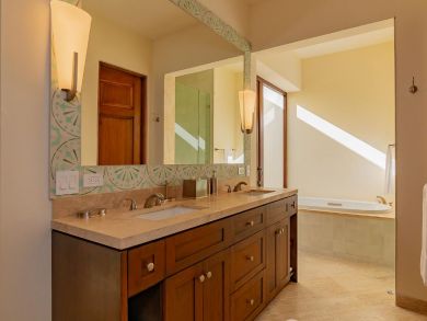 Cabo San Lucas Vacation Villa Staff Included