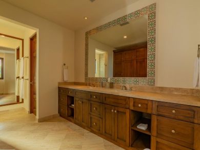 Cabo San Lucas Vacation Villa Staff Included