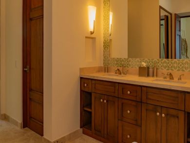 Cabo San Lucas Vacation Villa Staff Included