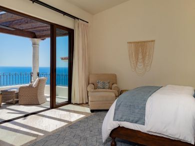 Cabo San Lucas Vacation Villa Staff Included