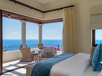 Cabo San Lucas Vacation Villa Staff Included