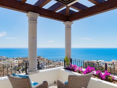 Cabo San Lucas Vacation Villa Staff Included