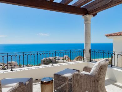 Cabo San Lucas Vacation Villa Staff Included