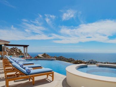 Cabo San Lucas Vacation Villa Staff Included