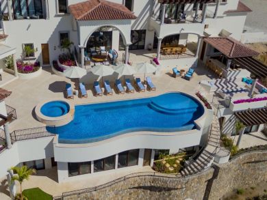 Cabo San Lucas Vacation Villa Staff Included