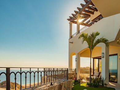 Cabo San Lucas Vacation Villa Staff Included