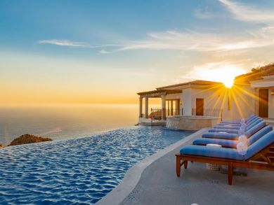 Cabo San Lucas Vacation Villa Staff Included