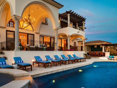 Cabo San Lucas Vacation Villa Staff Included