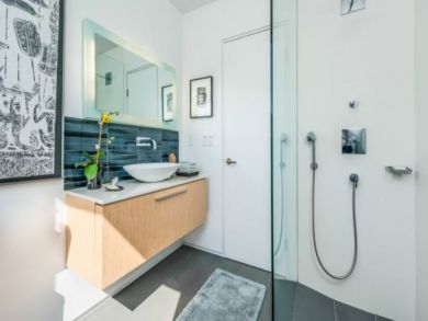 Stunning Los Angeles Vacation Pool Home Sleeps 6 Guests