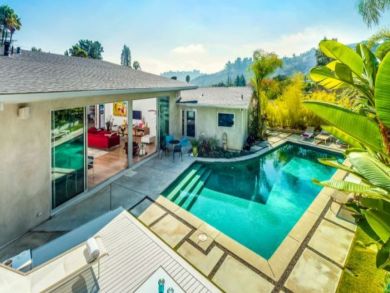 Stunning Los Angeles Vacation Pool Home Sleeps 6 Guests
