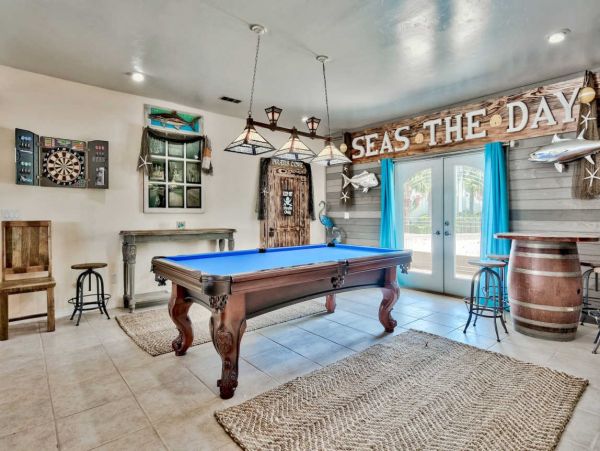 Destin Luxury Vacation Rental Home Nine Bedrooms Sleeps 30