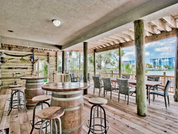 Destin Luxury Vacation Rental Home Nine Bedrooms Sleeps 30