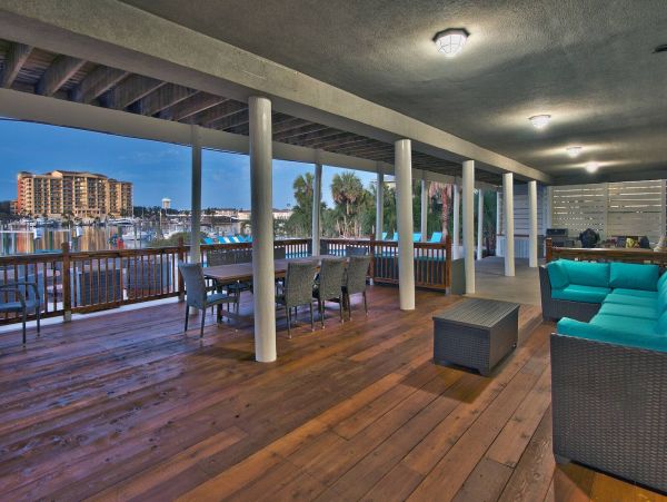 Destin Luxury Vacation Rental Home Nine Bedrooms Sleeps 30
