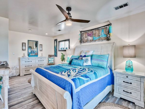 Destin Luxury Vacation Rental Home Nine Bedrooms Sleeps 30