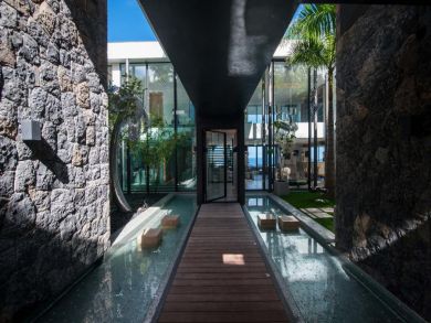 St. Barts Home 940997
