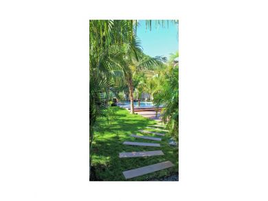 St. Barts Home 940998