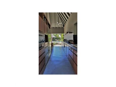 St. Barts Home 940998