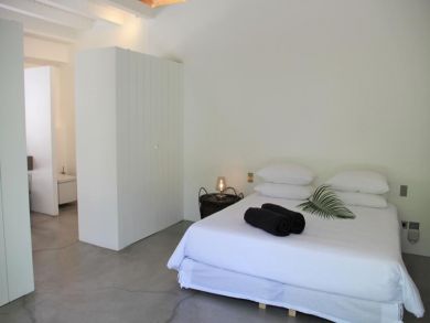 St. Barts Home 940998