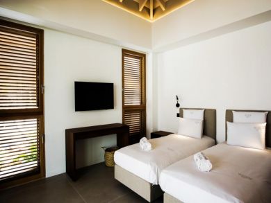 St. Barts Home 940999