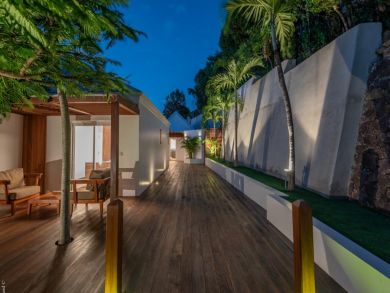 St. Barts Home 941002