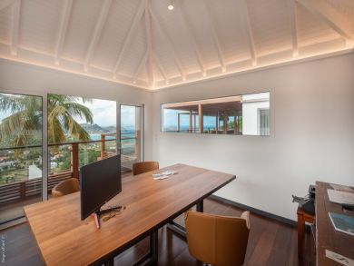 St. Barts Home 941002