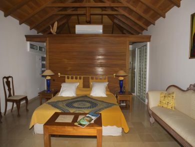 St. Barts Home 941018