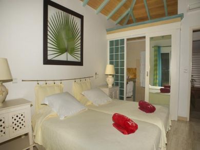 St. Barts Home 941018