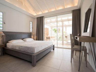 St. Barts Home 941019