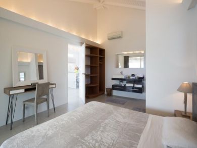 St. Barts Home 941019