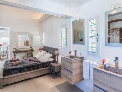St. Barts Home 941019