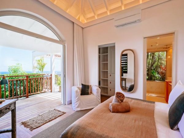 St. Barts Home 941020