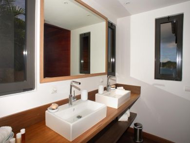 St. Barts Home 941024