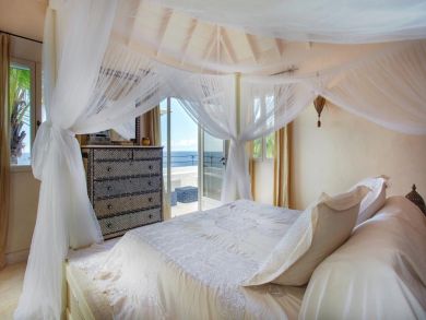 St. Barts Home 941035