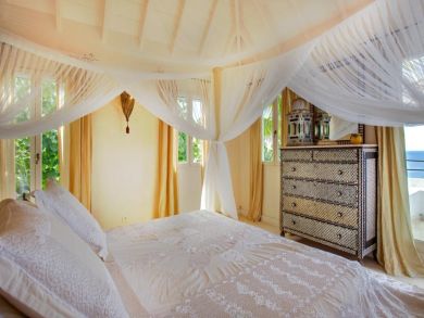 St. Barts Home 941035