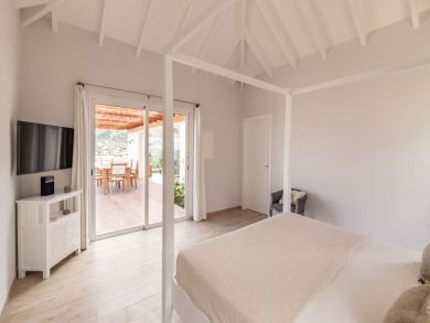 St. Barts Home 941049