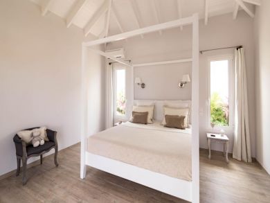 St. Barts Home 941049