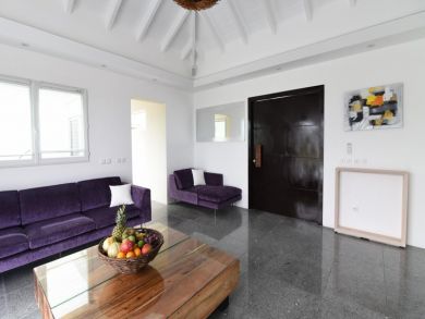 St. Barts Home 941052
