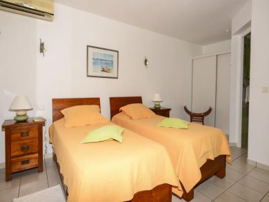 St. Barts Home 941059