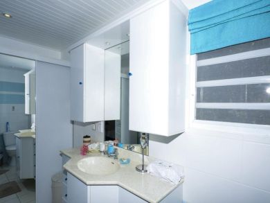 St. Barts Home 941059