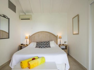 St. Barts Home 941063