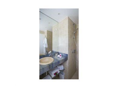 St. Barts Home 941063