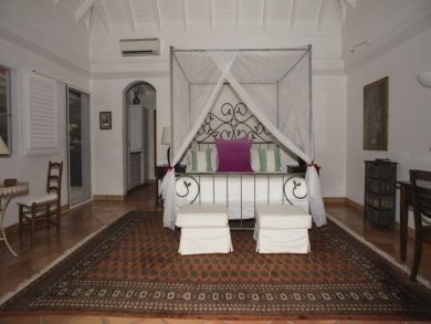 St. Barts Home 941078