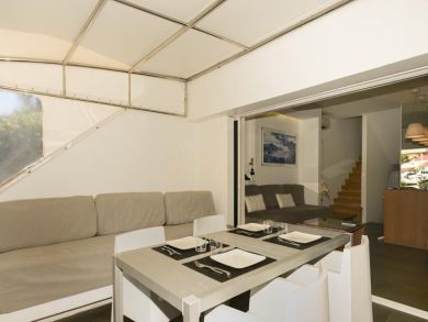 St. Barts Home 941099
