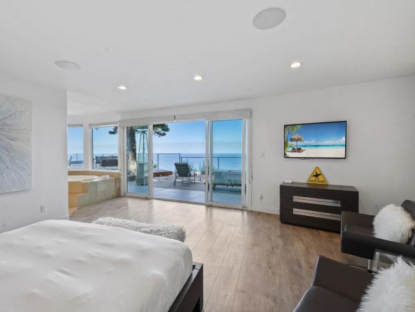 Malibu Luxury Vacation Rental Pool Home Four Bedrooms