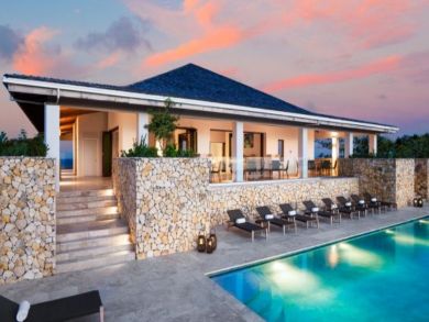 South Caicos Luxury Vacation Rental Home Two Bedrooms