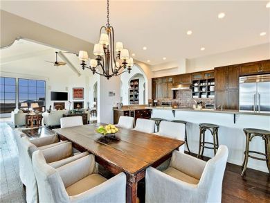 Sweeping Pacific Views malibu Luxury Home