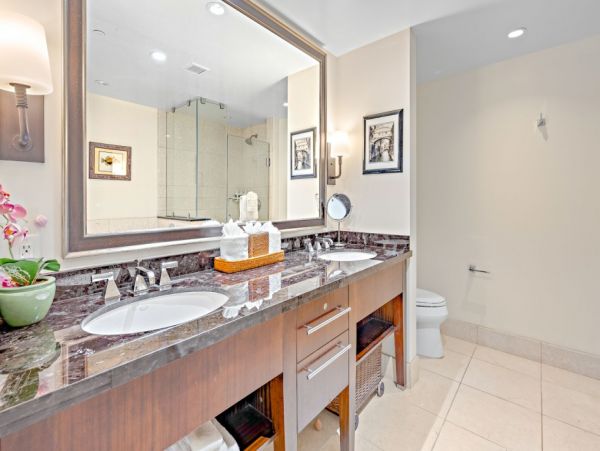 Oceanfront 3 Bedroom Kaanapali Vacation Condo Sleeps 8 Guests